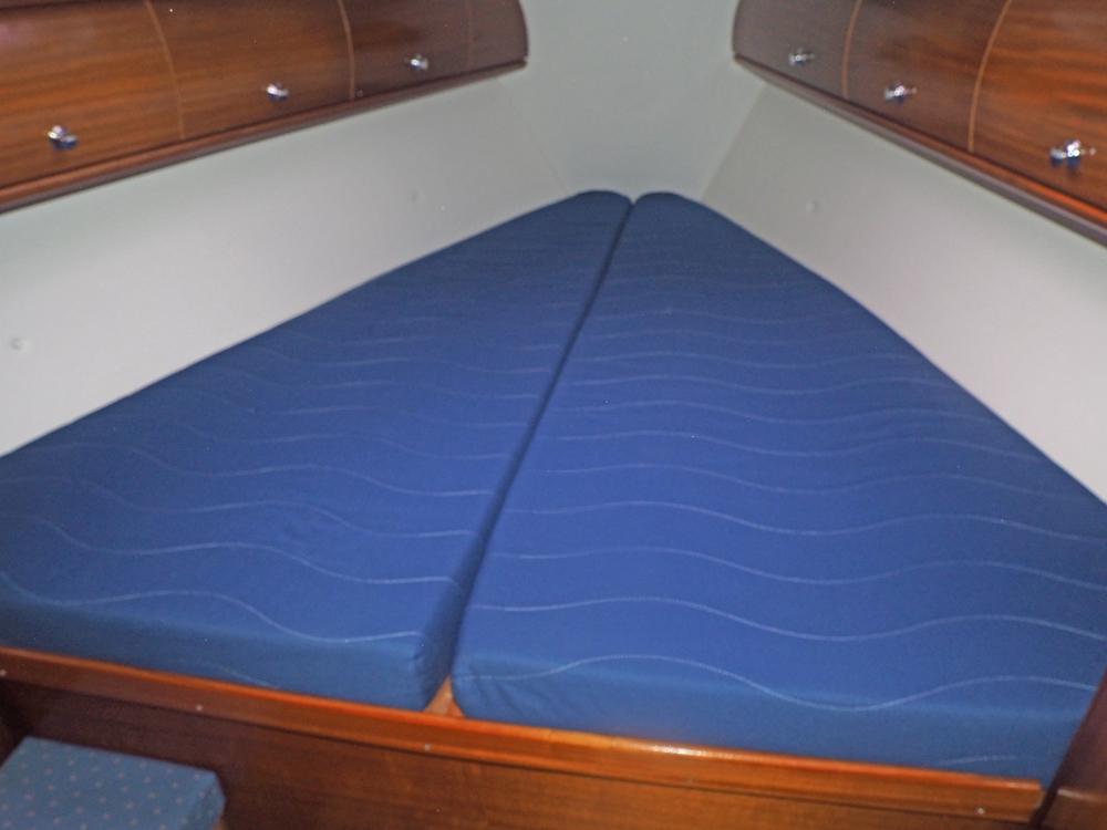 Cabin en avant, H&eacute;bergements